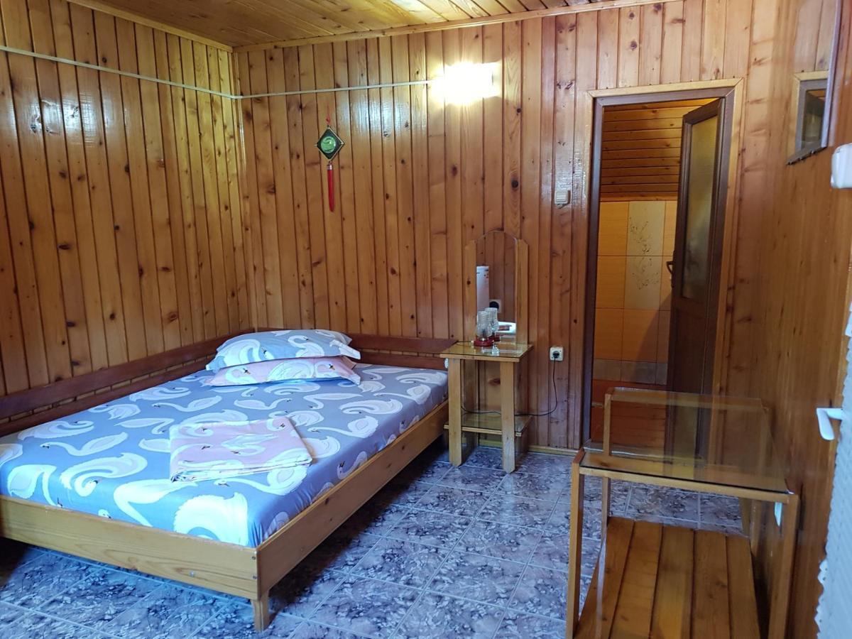 Отель Casa Simona Доуэ-Май Экстерьер фото
